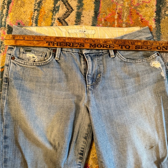 Joe’s Jeans 27 Honey Kicker Light Washed Capri - Picture 5 of 8